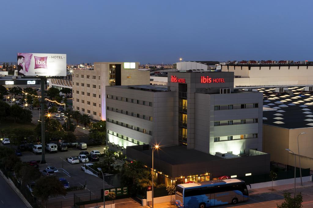 Hotel Ibis Valencia Bonaire Aeropuerto 2*