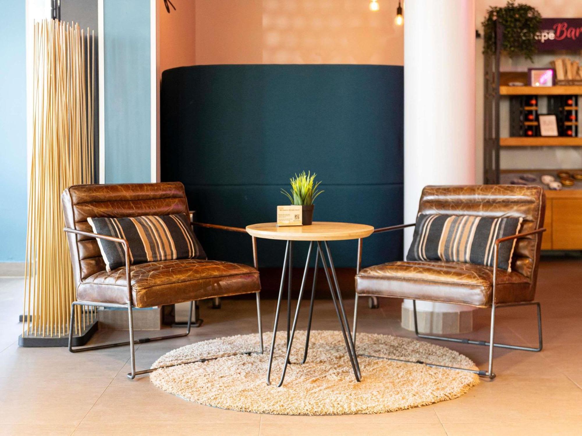 Hotel Ibis Valencia Bonaire Aeropuerto
